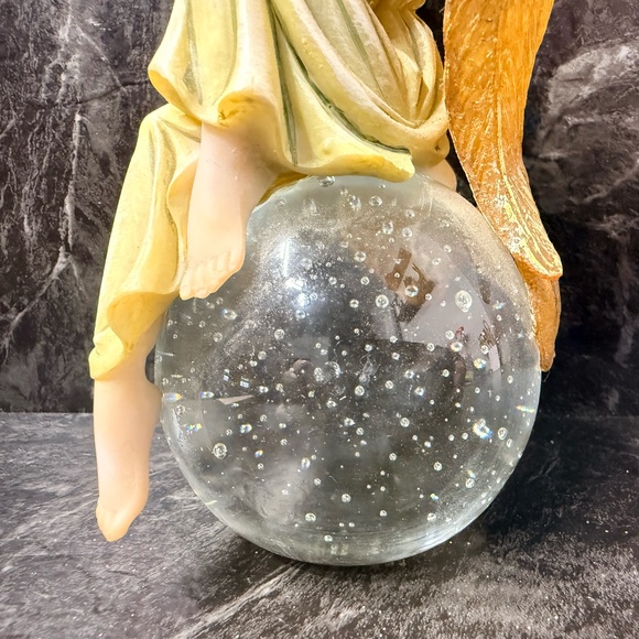Angel/Fairy Figurine on Glass Ball - Picture 6 of 13